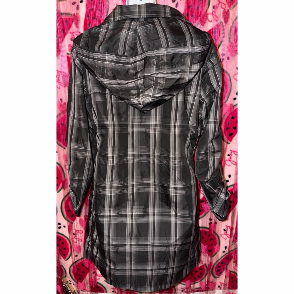 🖤🩶 Plaid Hooded Ruffle Jacket - Picture 6 of 9